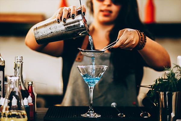Lo Shaker e non solo: tutti gli accessori per cocktail indispensabili ad un barman